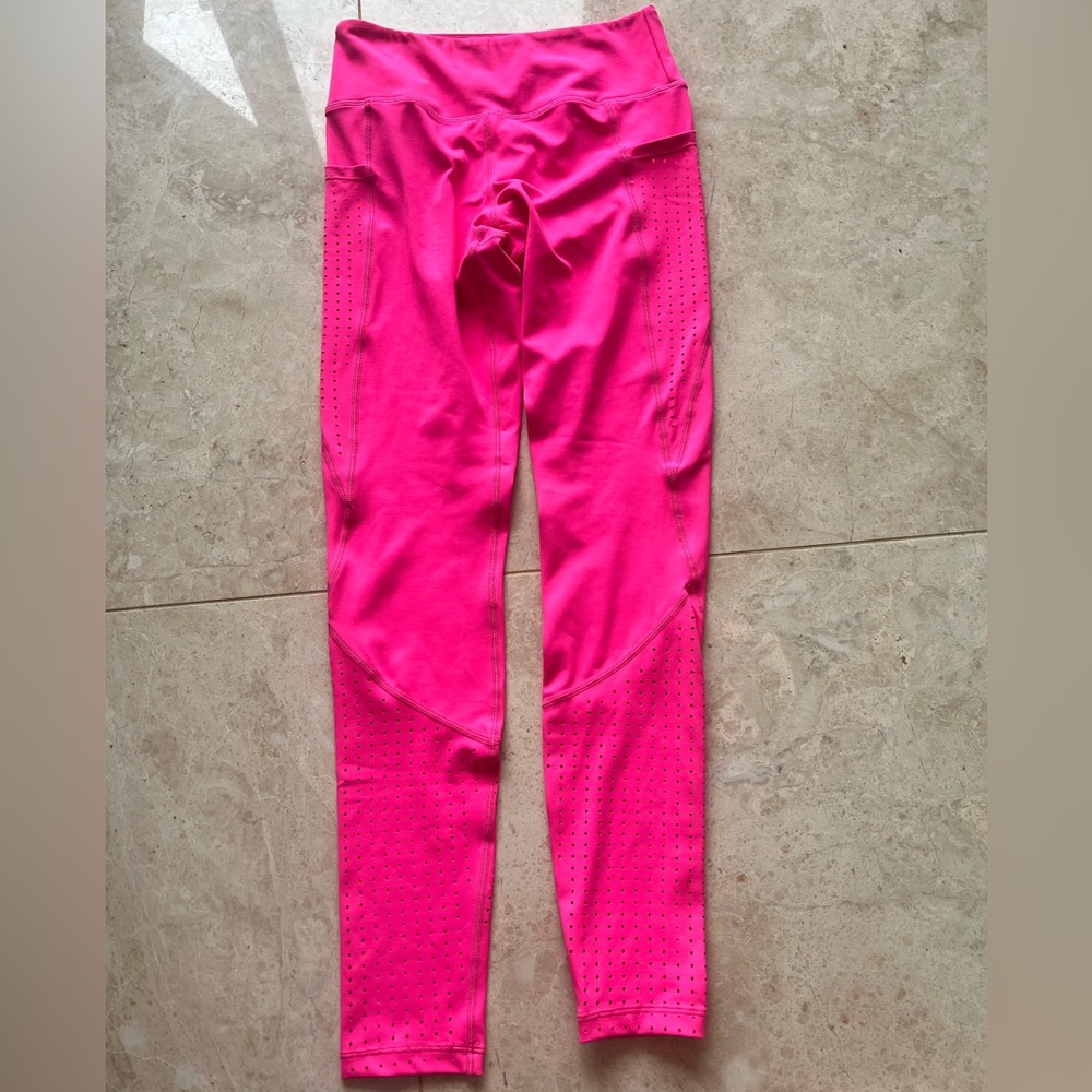 Hot Pink Neon Leggings Workout Gym Train Athletic Athleisure NWOT Tight CrossFit